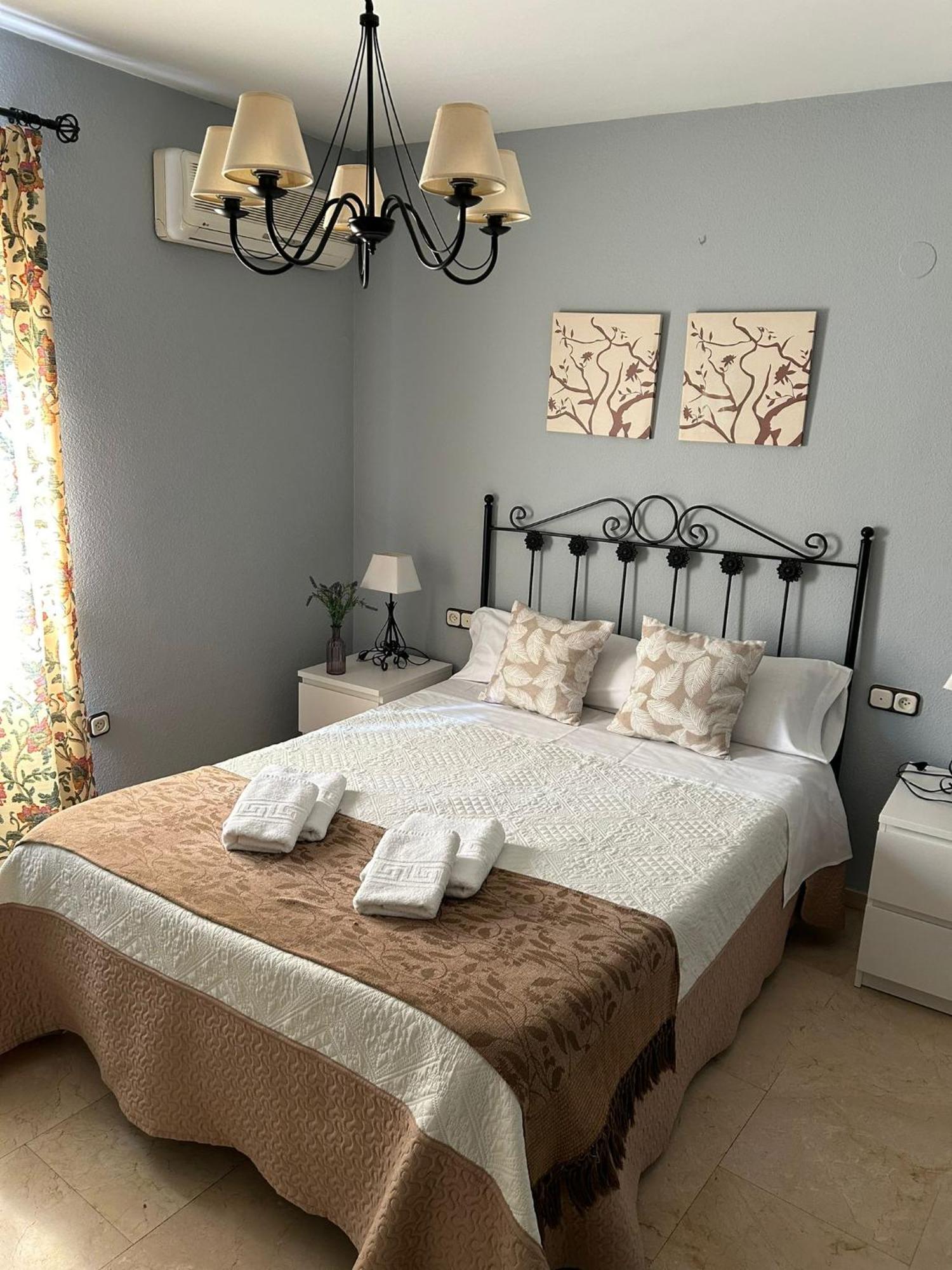 Apartamento La Iglesia Almodovar del Rio Luaran gambar